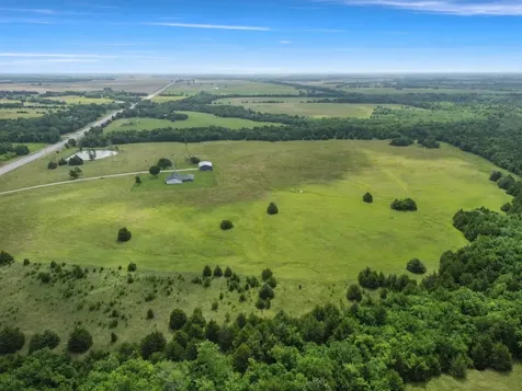 20280 Us Highway 82 W Honey Grove TX 75446
