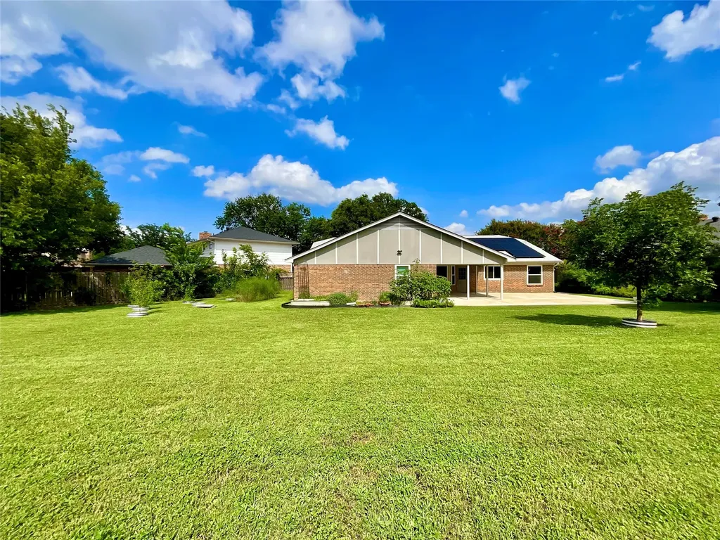3705 Cobblestone Court Bedford TX 76021
