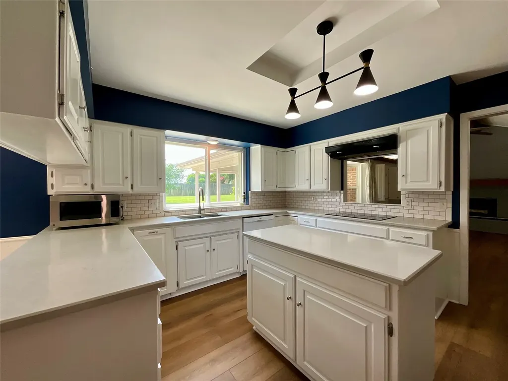 3705 Cobblestone Court Bedford TX 76021