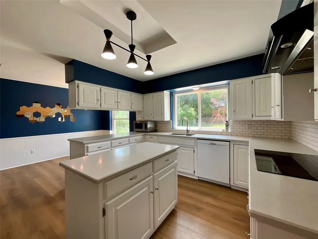 3705 Cobblestone Court Bedford TX 76021