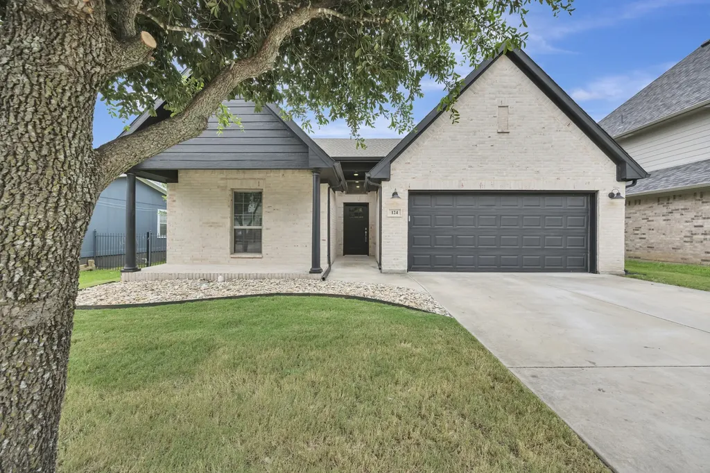 124 Elm Lane Roanoke TX 76262