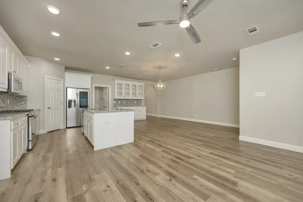 124 Elm Lane Roanoke TX 76262