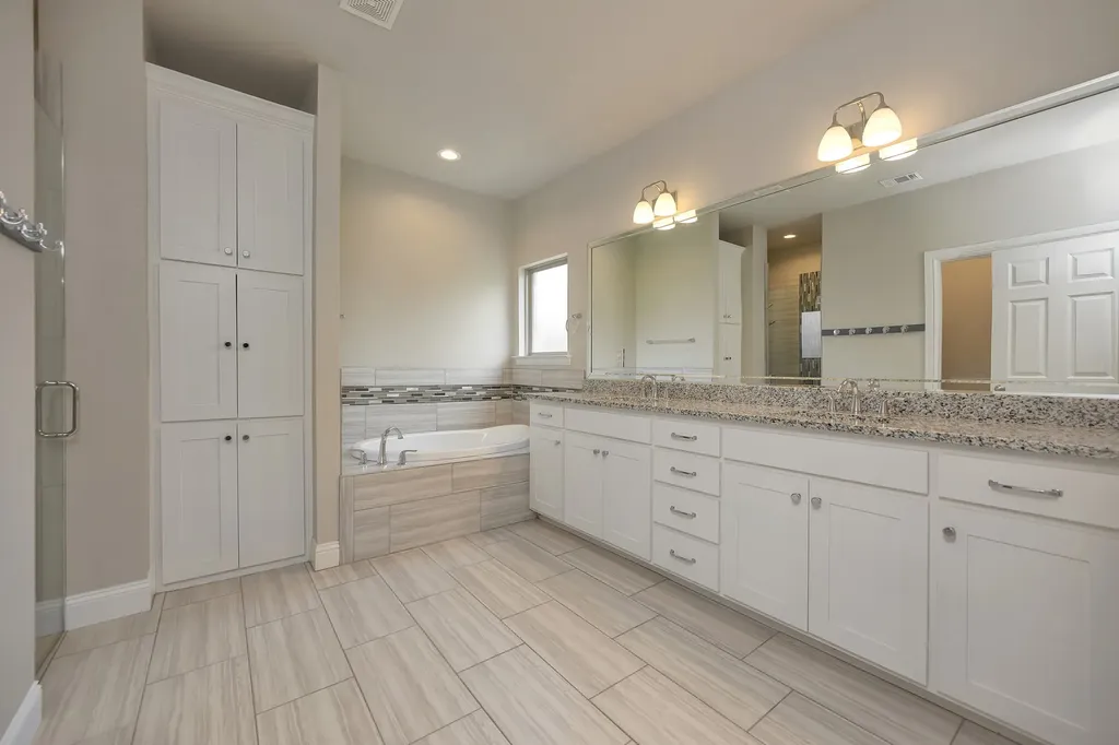 124 Elm Lane Roanoke TX 76262