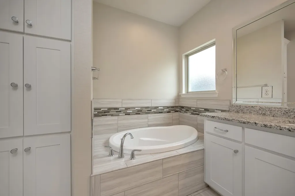 124 Elm Lane Roanoke TX 76262