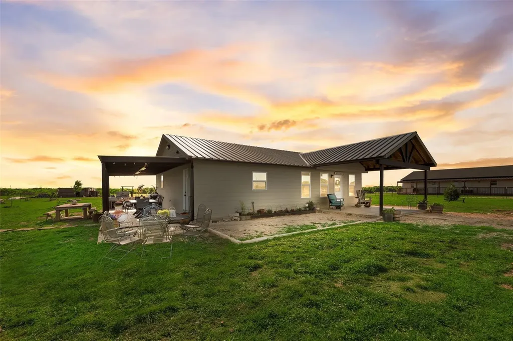 199 Hill County Road 4434 Itasca TX 76055