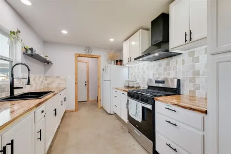 199 Hill County Road 4434 Itasca TX 76055