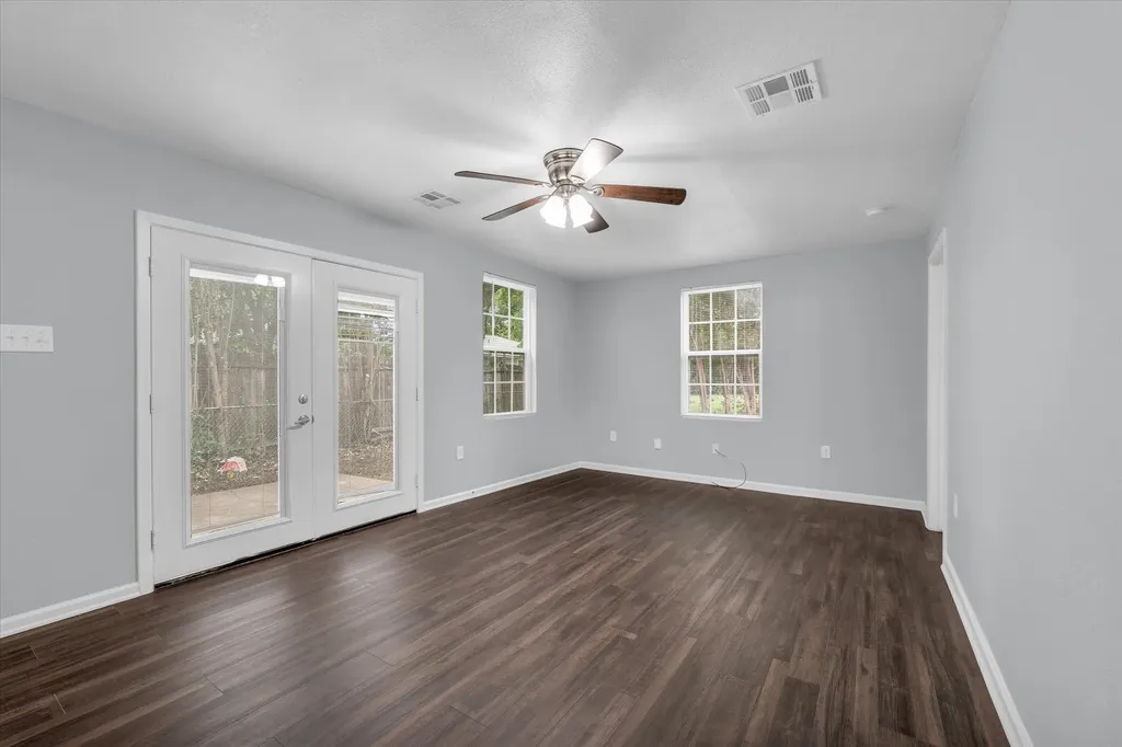 3904 James Avenue Waco TX 76711