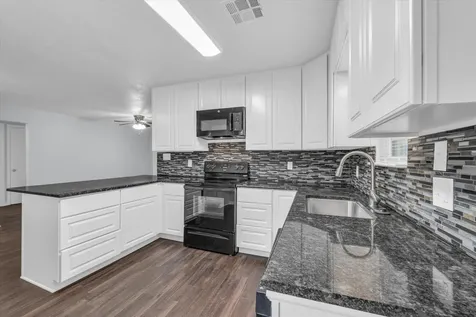 3904 James Avenue Waco TX 76711