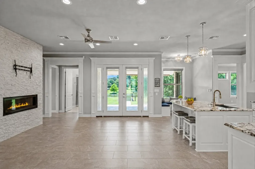 147 County Road 2309 Mineola TX 75773