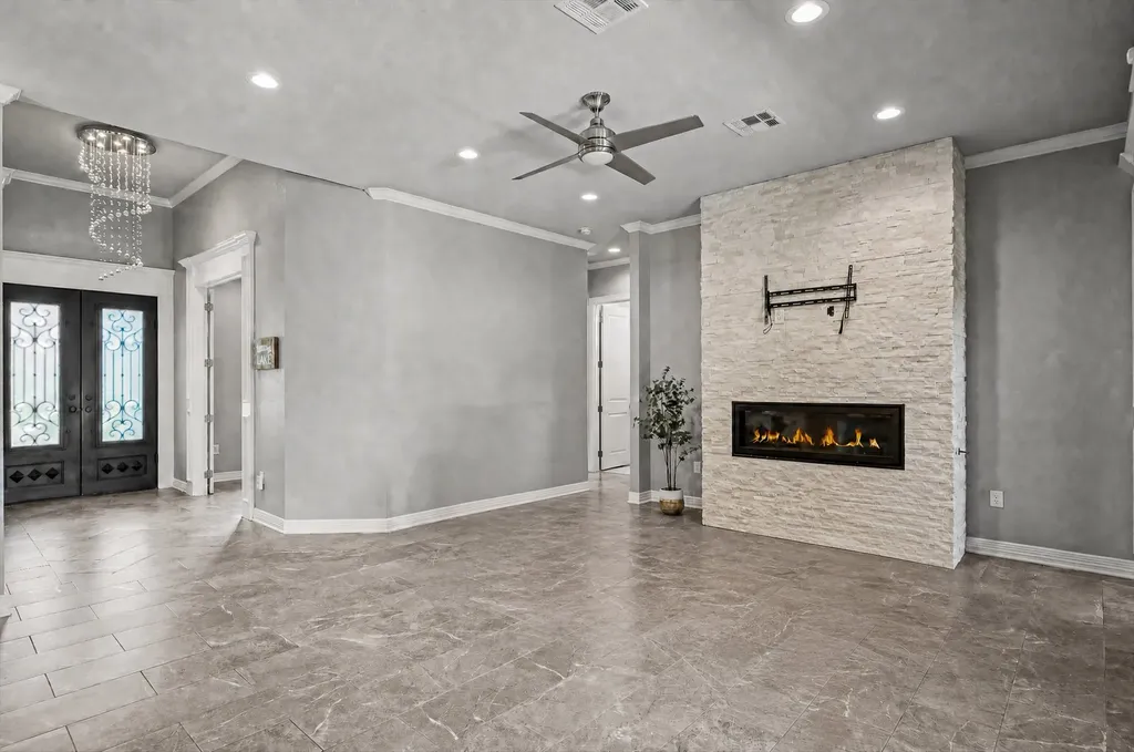 147 County Road 2309 Mineola TX 75773