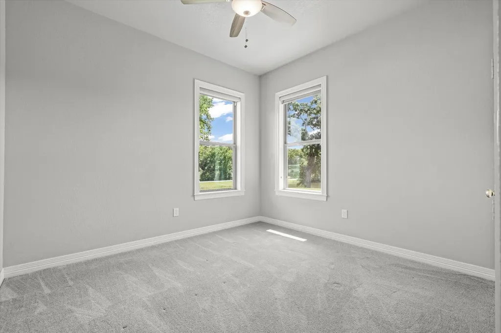 147 County Road 2309 Mineola TX 75773