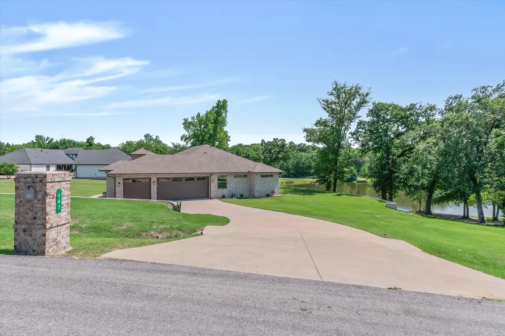 147 County Road 2309 Mineola TX 75773