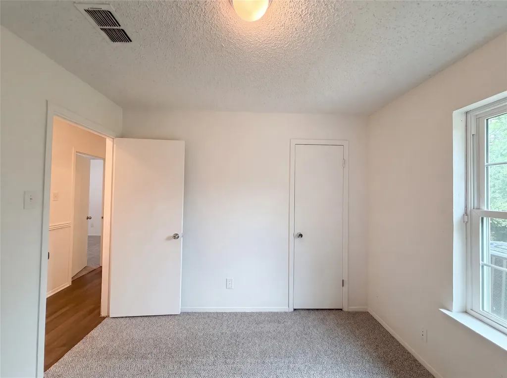 512 Lake Crest Parkway Azle TX 76020