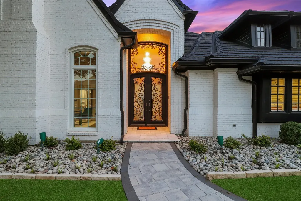 4901 Pinehurst Drive Frisco TX 75034
