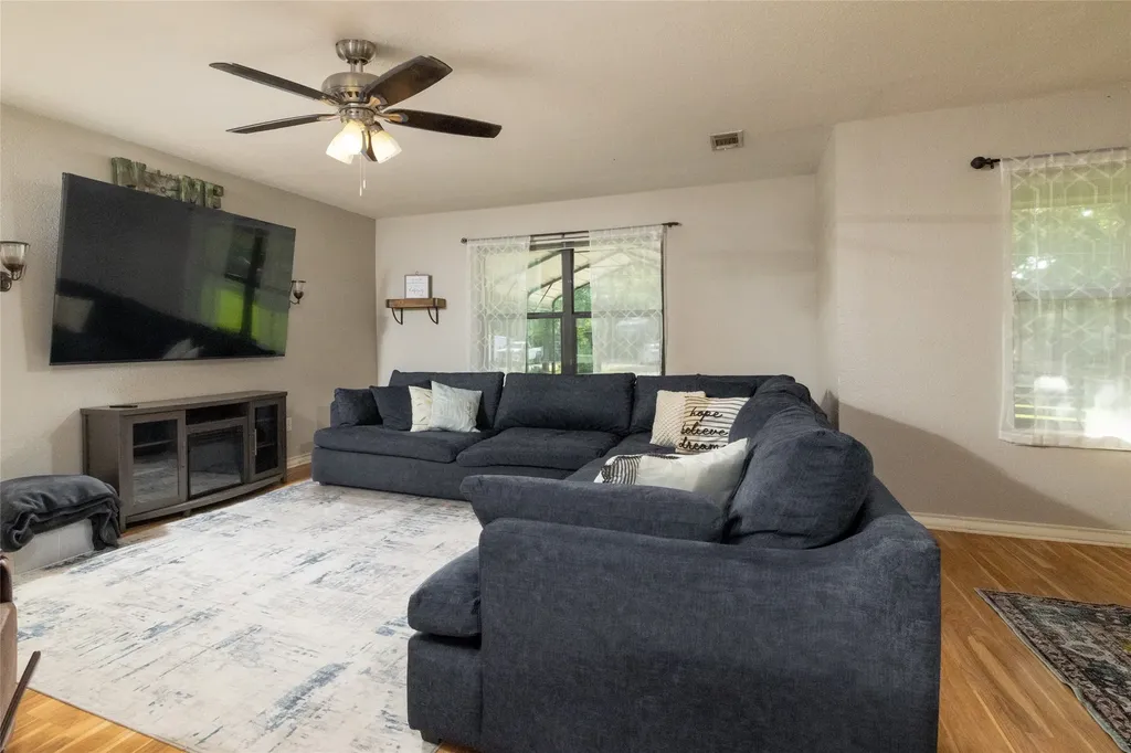 116 La Estada Drive Weatherford TX 76088