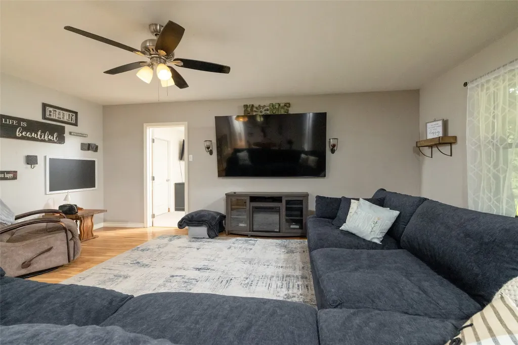 116 La Estada Drive Weatherford TX 76088