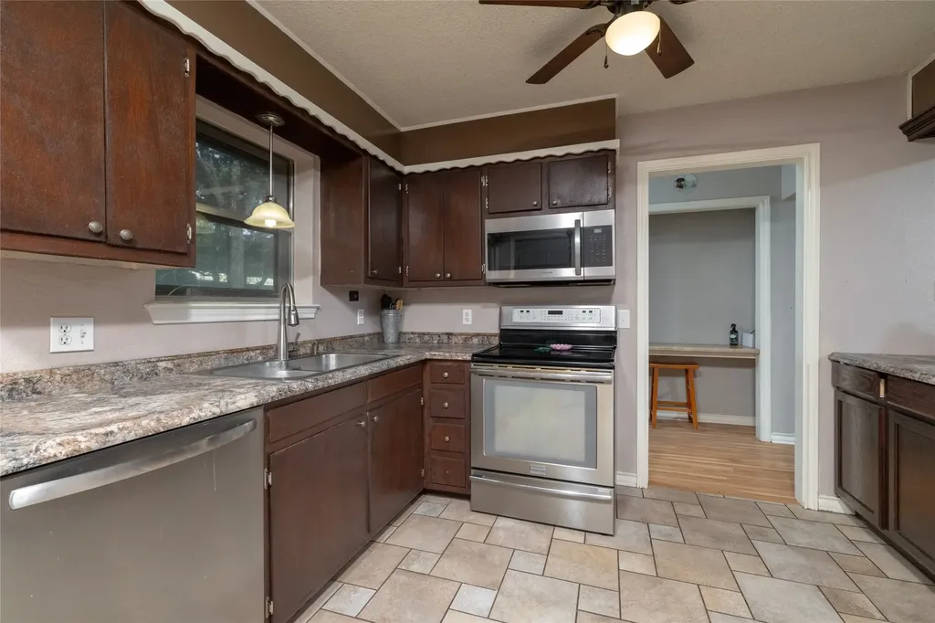 116 La Estada Drive Weatherford TX 76088