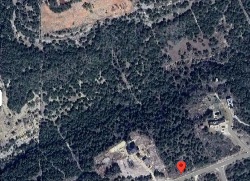 414 County Road Mico TX 78056