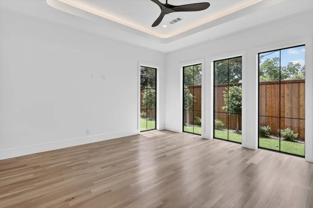 10140 Lakemere Drive Dallas TX 75238