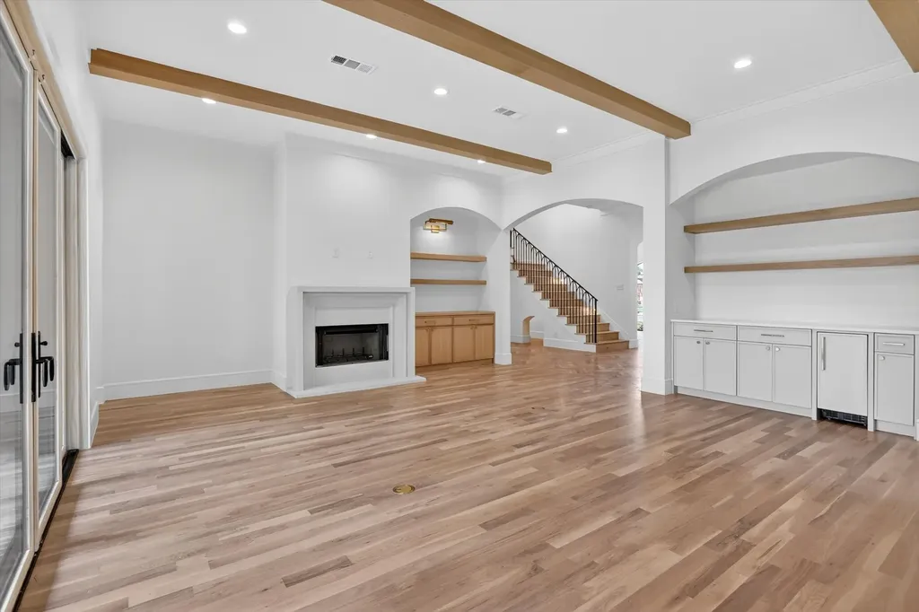 10140 Lakemere Drive Dallas TX 75238