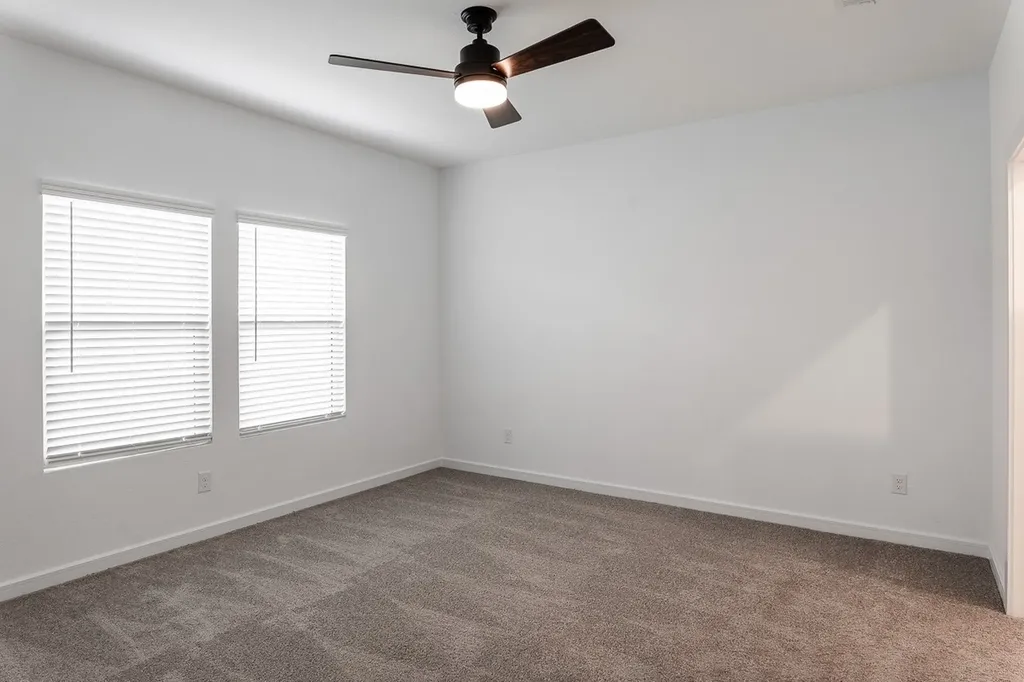 528 Brook View Drive Van Alstyne TX 75495