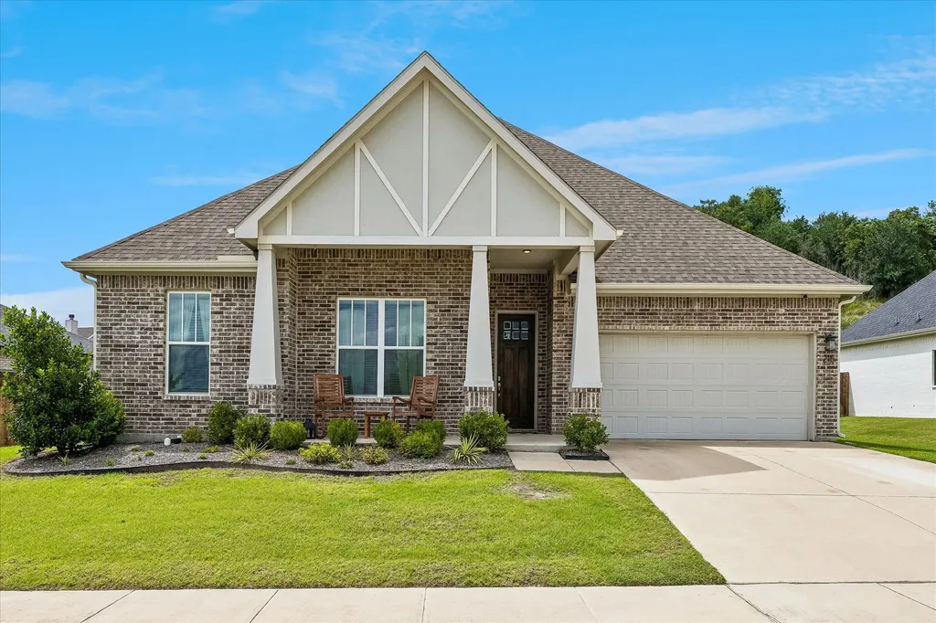 215 E Furlong Willow Park TX 76087
