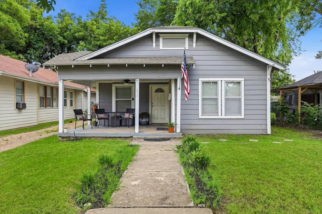 2518 Gladstone Drive Dallas TX 75211