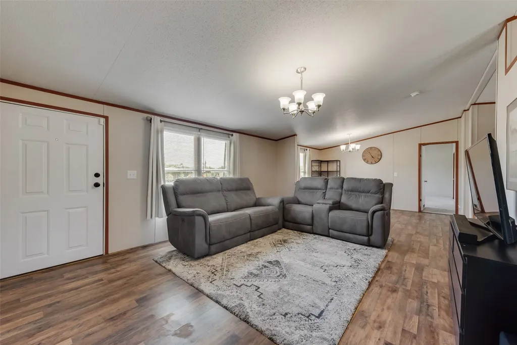 2605 Gills Crossing Court Alvarado TX 76009