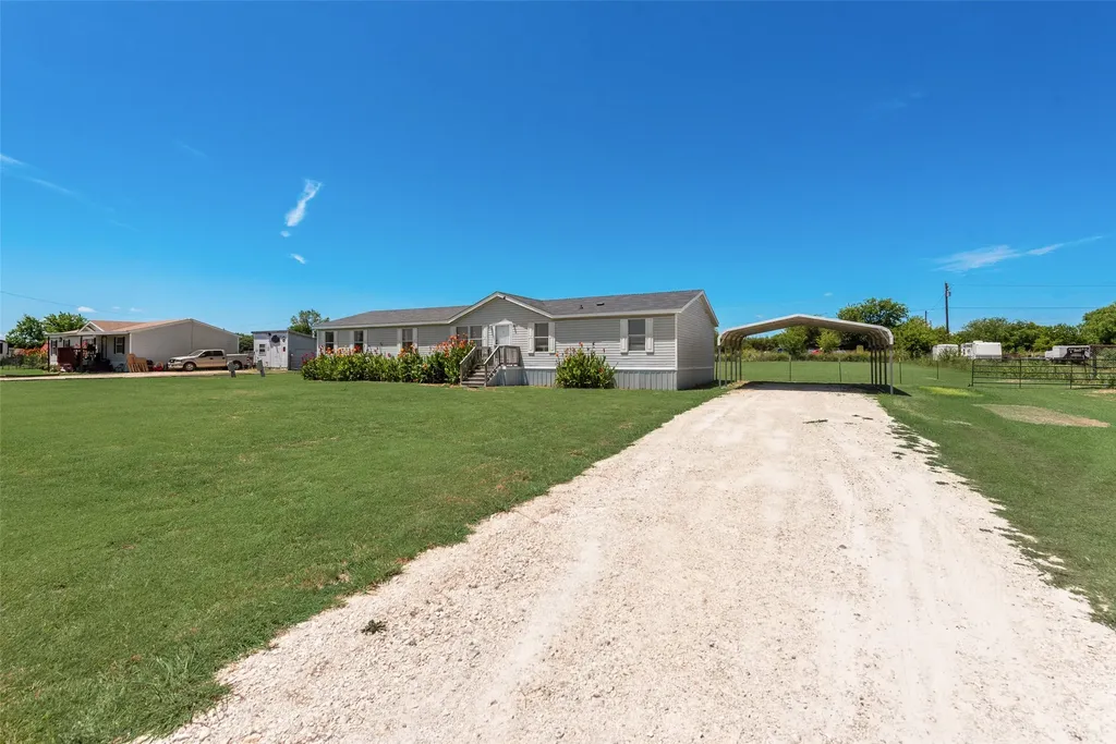 2605 Gills Crossing Court Alvarado TX 76009