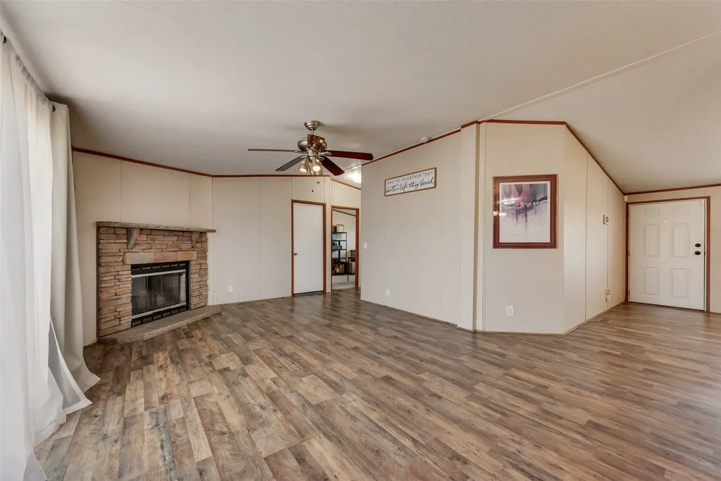2605 Gills Crossing Court Alvarado TX 76009