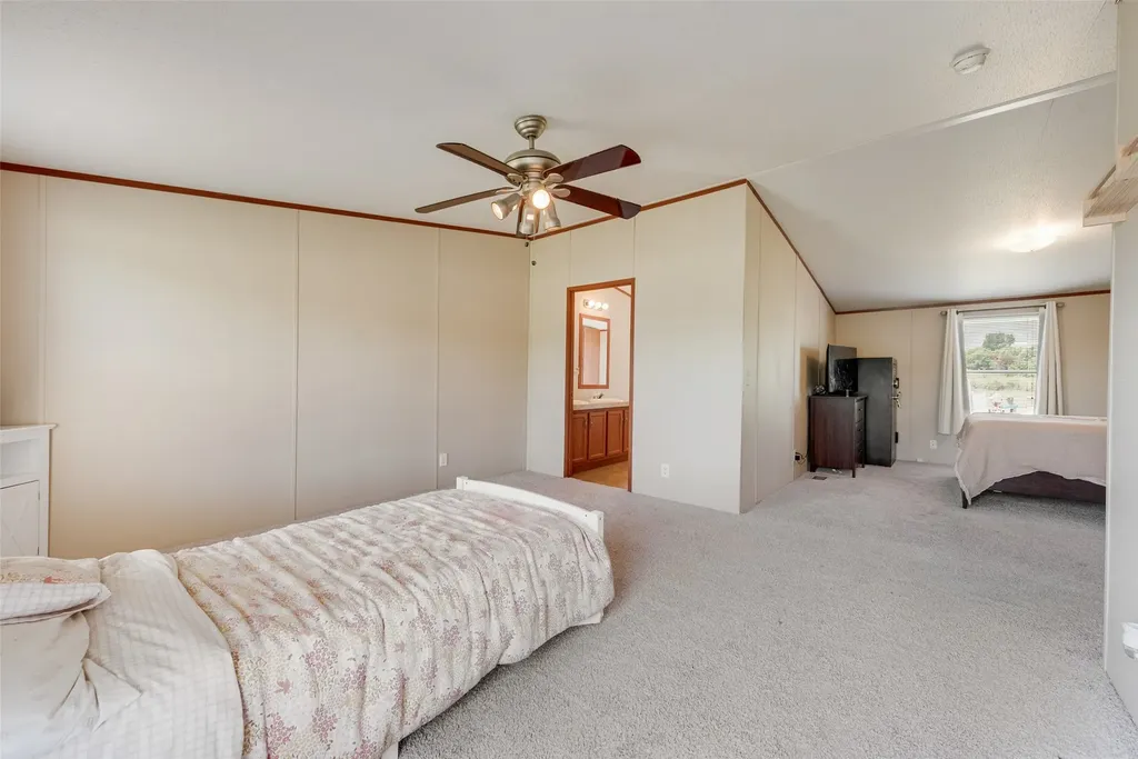 2605 Gills Crossing Court Alvarado TX 76009