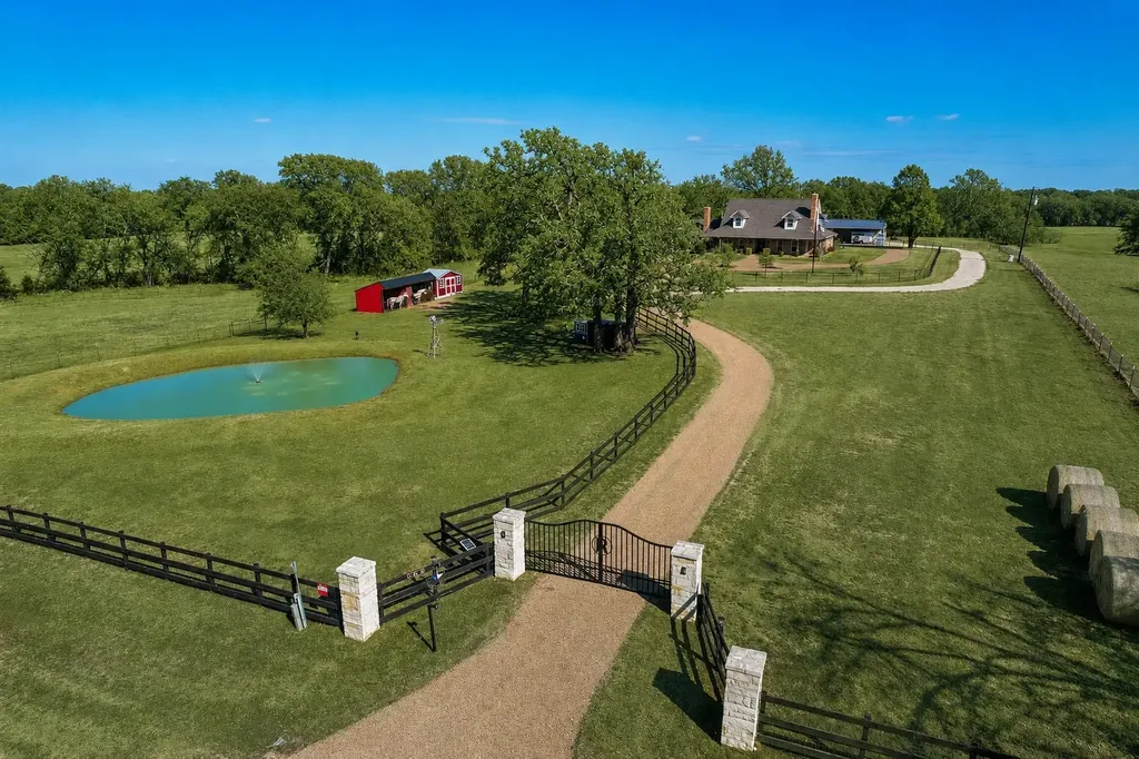 669 Vz County Road 2316 Canton TX 75103