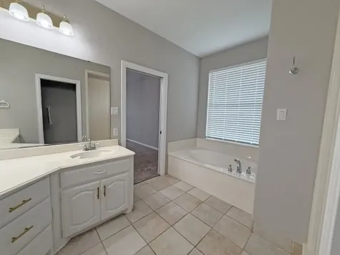 9652 County Road 4360 Frost TX 76641