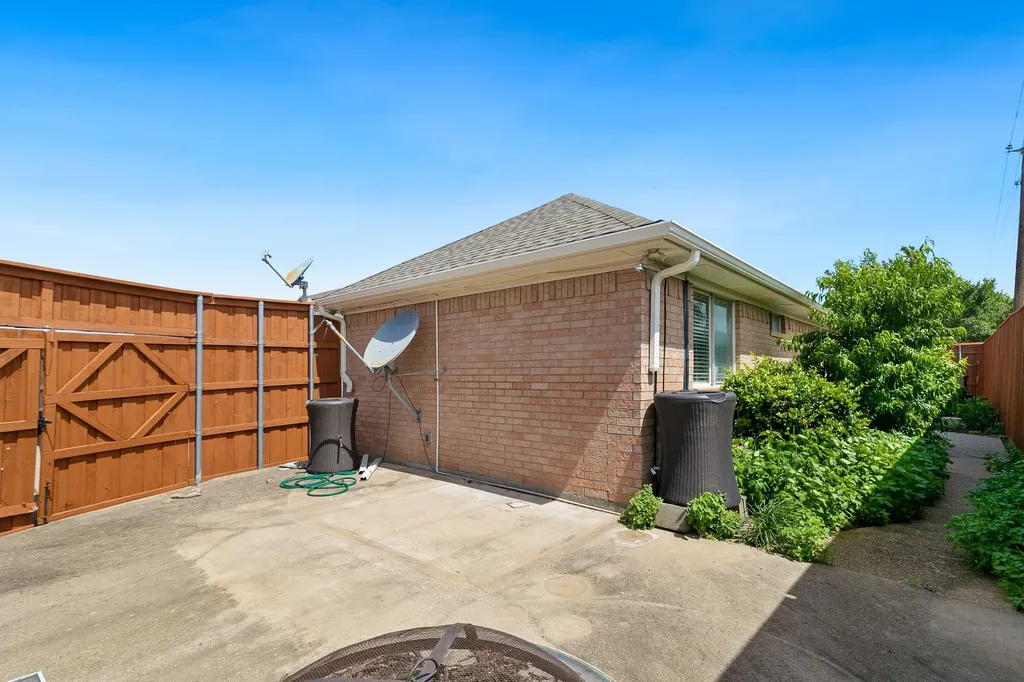 3300 Lanarc Drive Plano TX 75023