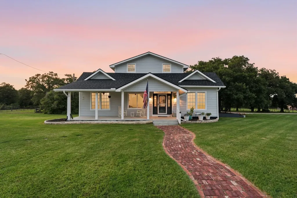 923 Natty Flat Road Lipan TX 76462