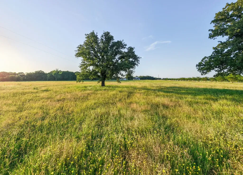 923 Natty Flat Road Lipan TX 76462