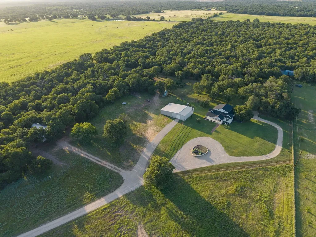923 Natty Flat Road Lipan TX 76462