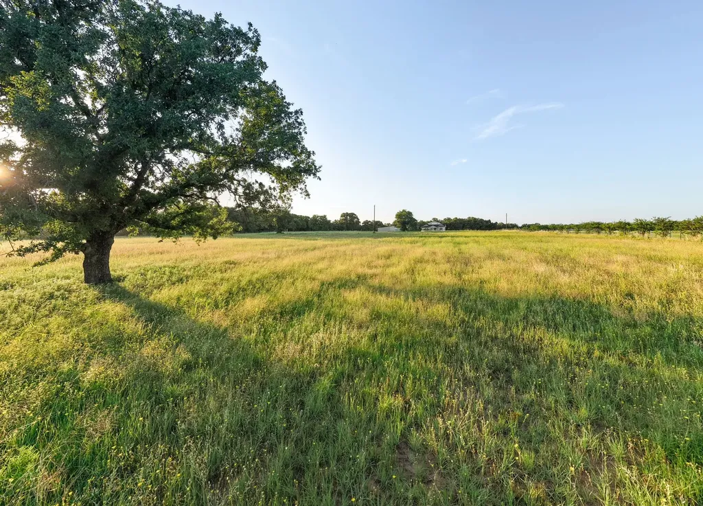 923 Natty Flat Road Lipan TX 76462