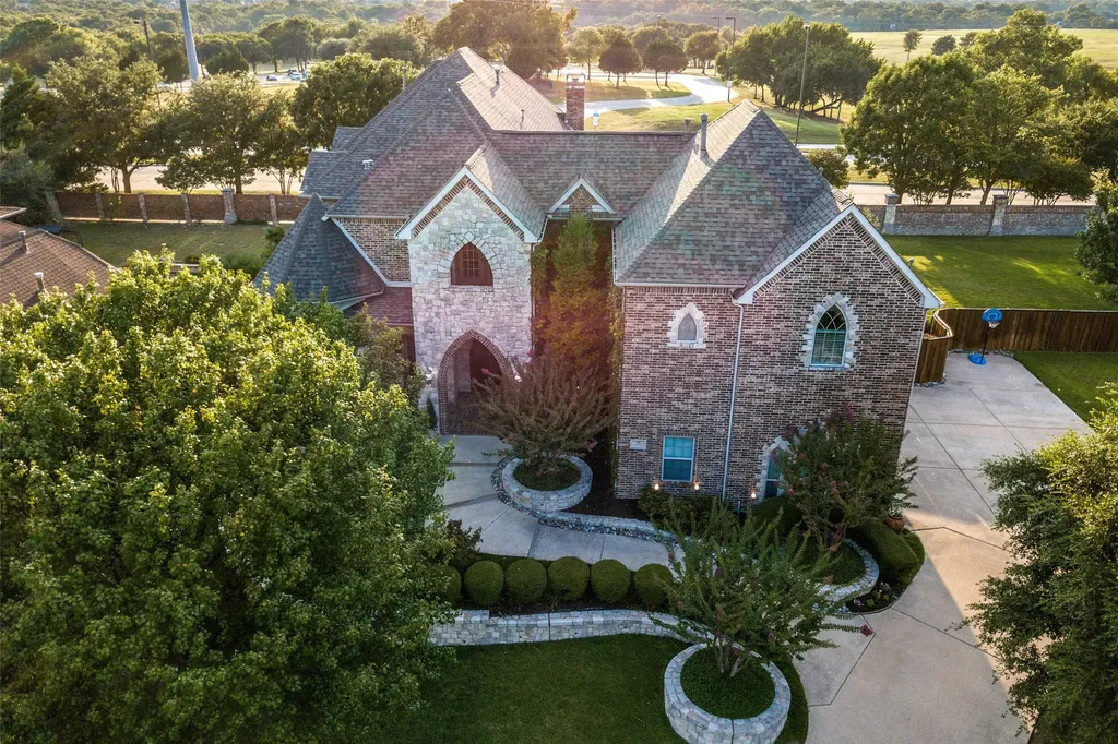33 Lochleven Richardson TX 75082