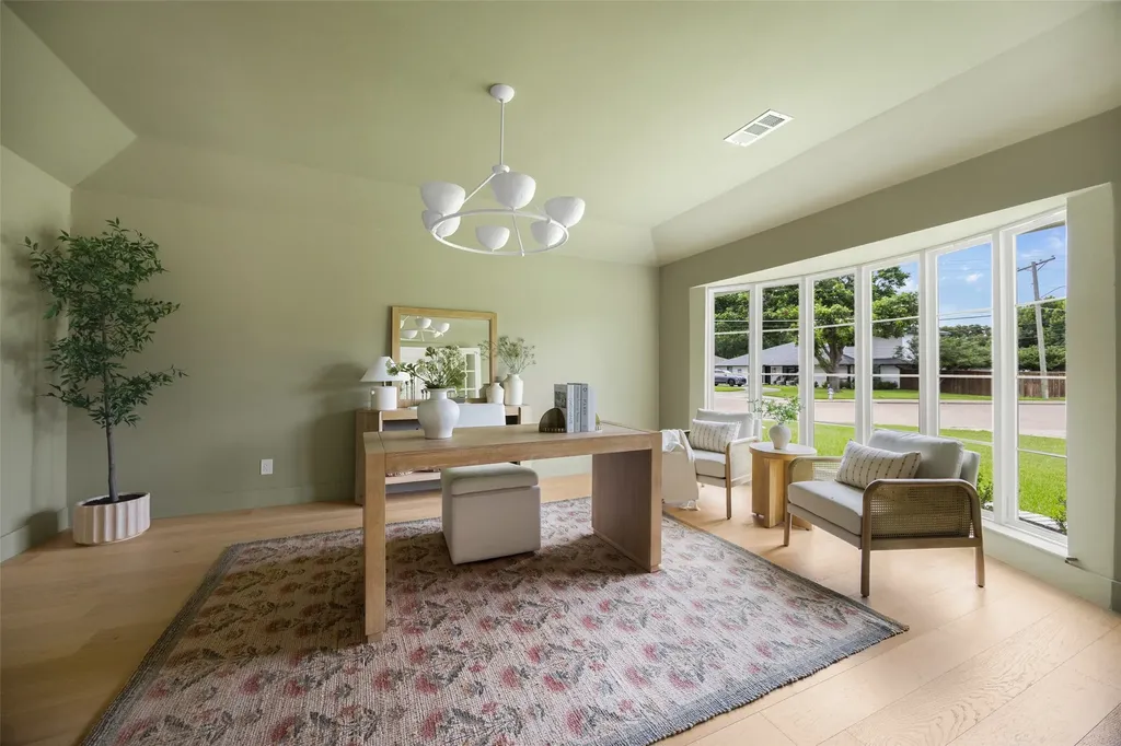 4565 Forest Bend Road Dallas TX 75244