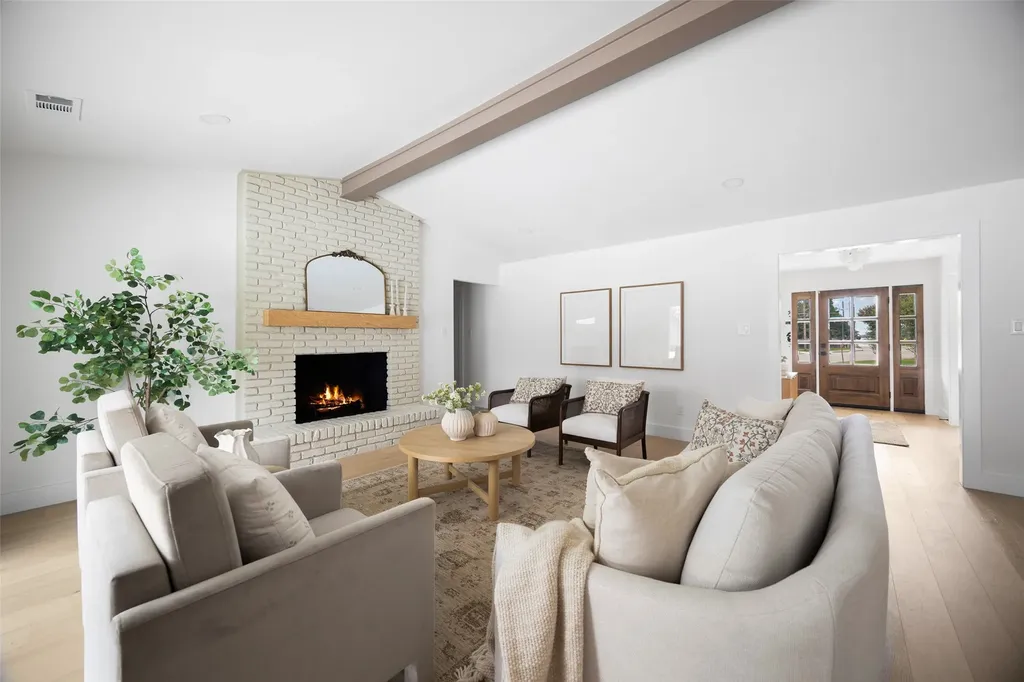 4565 Forest Bend Road Dallas TX 75244