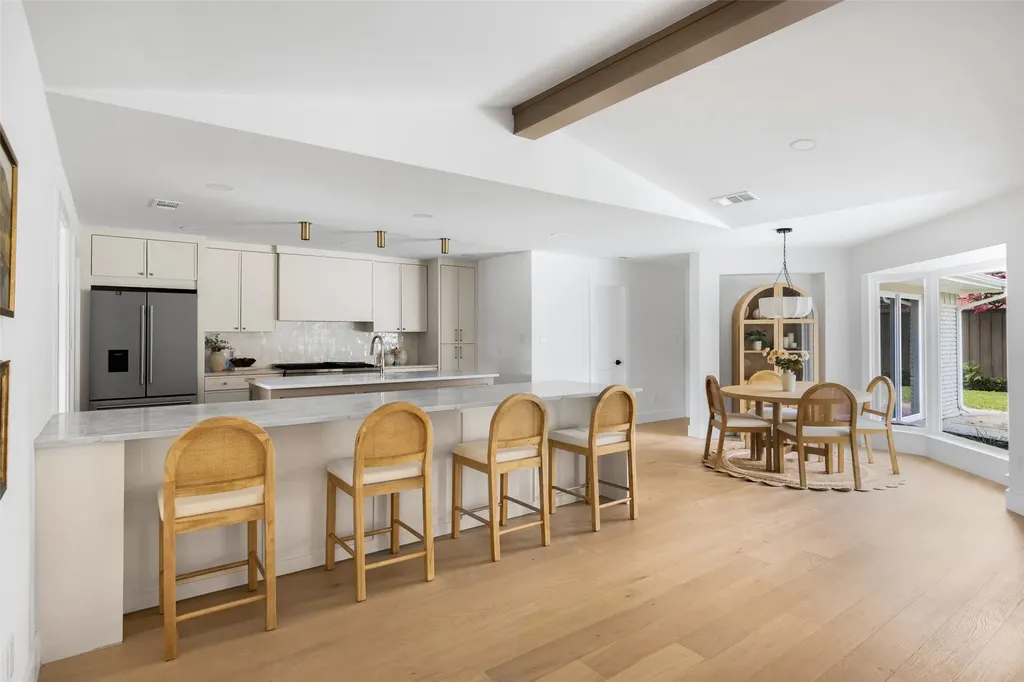4565 Forest Bend Road Dallas TX 75244