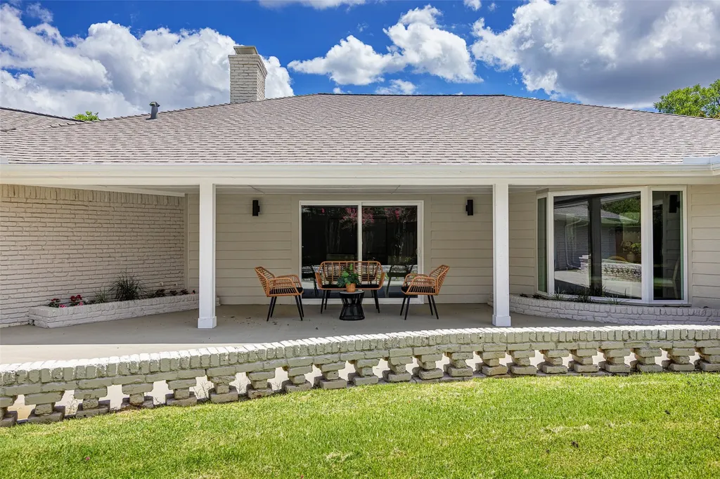 4565 Forest Bend Road Dallas TX 75244