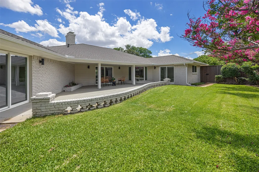 4565 Forest Bend Road Dallas TX 75244