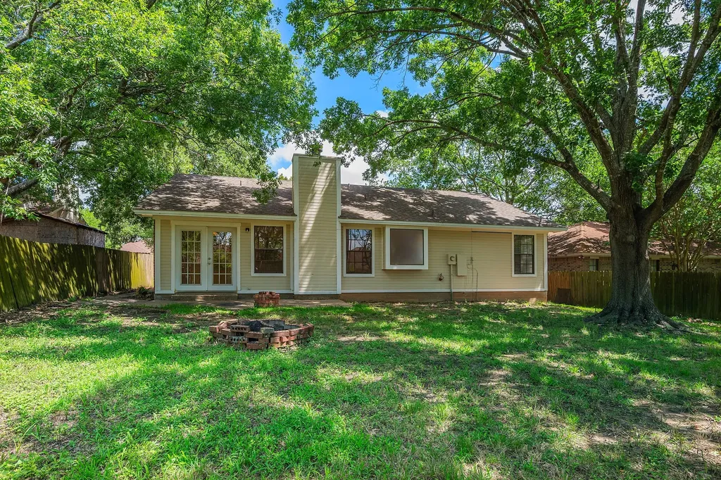 2007 Sandalwood Lane Bryan TX 77807