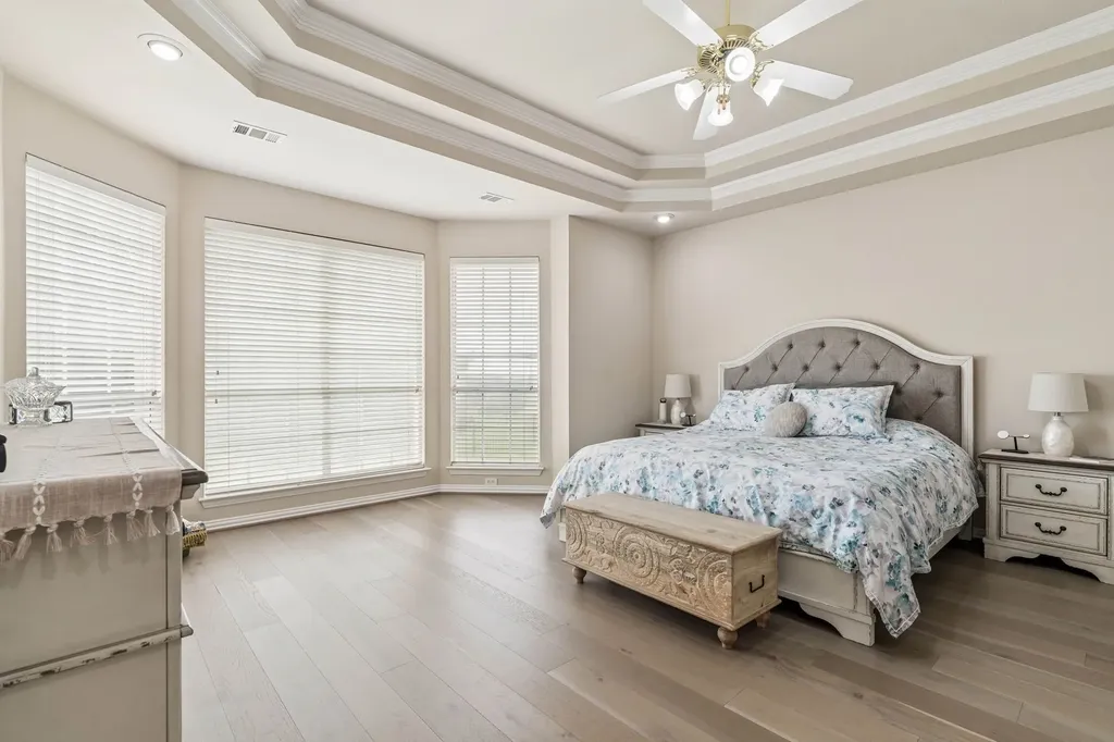 1649 Mcgee Lane Carrollton TX 75010