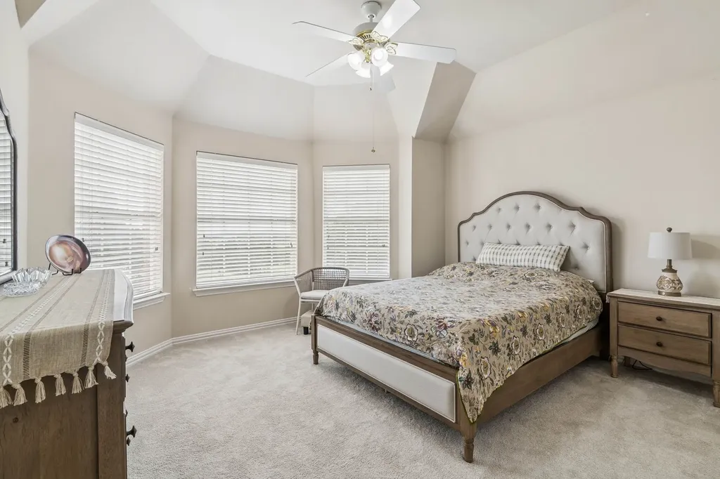 1649 Mcgee Lane Carrollton TX 75010