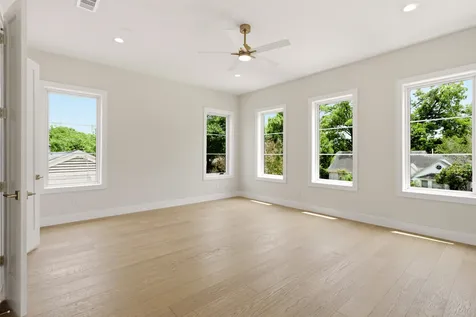 6055 Ellsworth Avenue Dallas TX 75206
