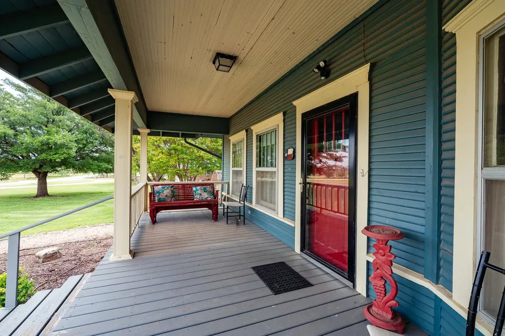 911 23rd Street Anson TX 79501