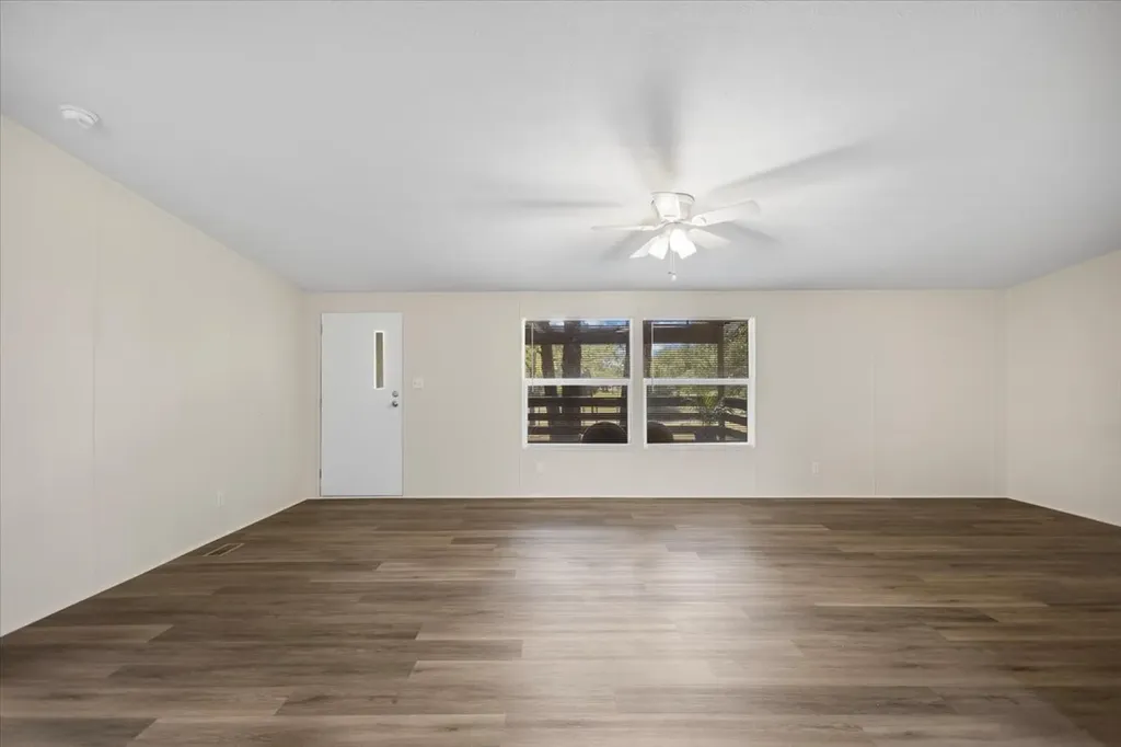 118 Cedar Ridge Drive Eustace TX 75124